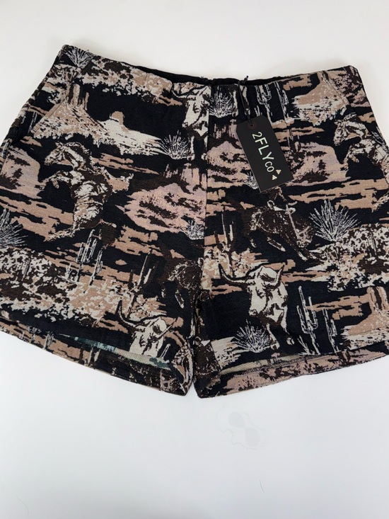 2 Fly Co. Pants - 2FLyCo Women’s Black & Tan Desert Print Athletic Shorts
